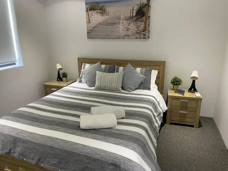 Апартаменты Marina Point Sandstone Point
